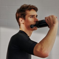 140222_FidlockBike_Bottle+590+450+BLK+Launch-13_WEB_800x800