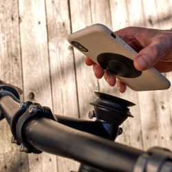 FIDLOCK-VACUUM-uni-phone-patch-location-schwebend-über-base-am-lenkrad-fahrrad_800x800