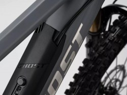 ghost_E-RIOT-EN-AL-7